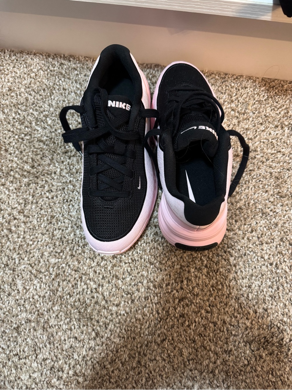 Nike Women’s Black and Light Pink Athletic Sneakers